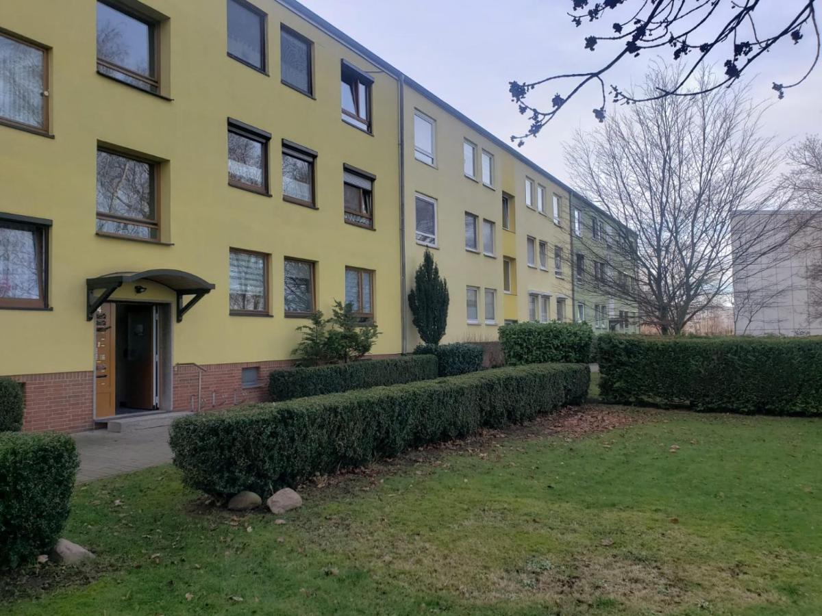 1-Zimmerappartment für Monteure, Handwerker, Studenten und Azubis mit eigenem Bad WC Salzgitter Exterior foto